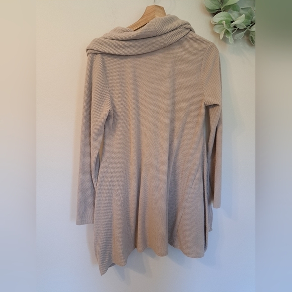 SOFT Surroundings Size M Tan Tunic Asymetrical Hem Cowl Neck Sweater  XS - Picture 5 of 8